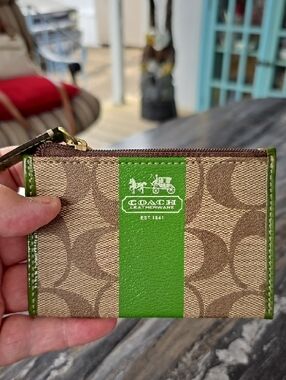 Coach Heritage Tan & Green Signature Canvas Card Case with Green Center Stripe